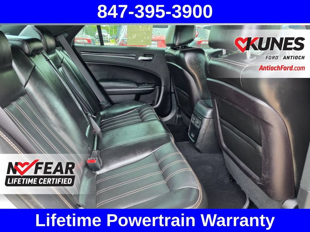 Used 2019 Chrysler 300 S AWD/4WD image 30