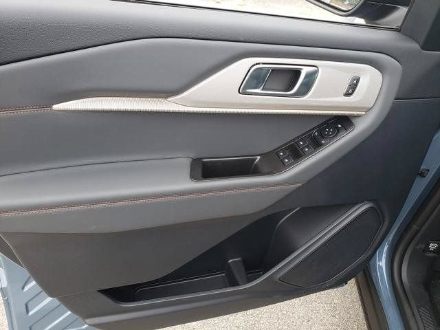 New 2027 Ford Explorer Active AWD/4WD image 12