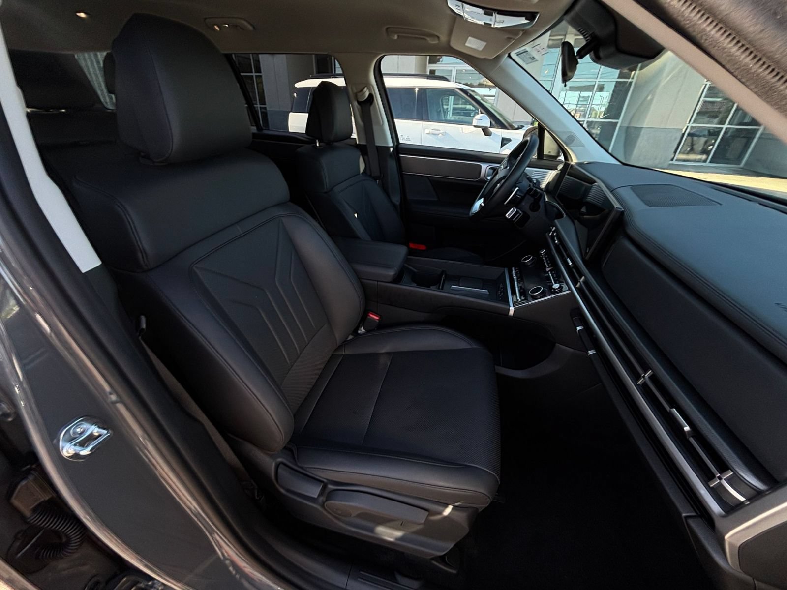 Used 2026 Hyundai Santa Fe SEL FWD image 37