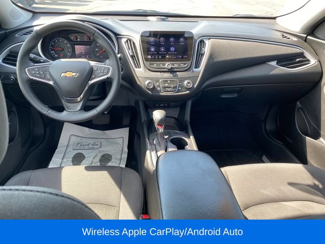 Used 2025 Chevrolet Malibu RS FWD image 5