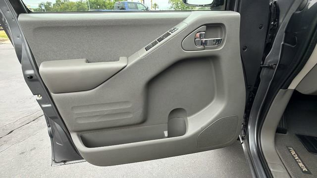 Used 2020 Nissan Frontier SV AWD/4WD image 19