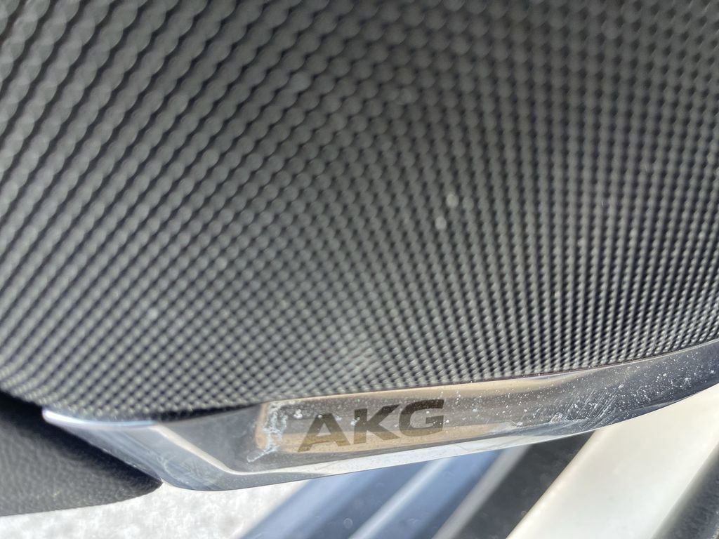 Certified 2024 Cadillac Escalade Premium Luxury image 36