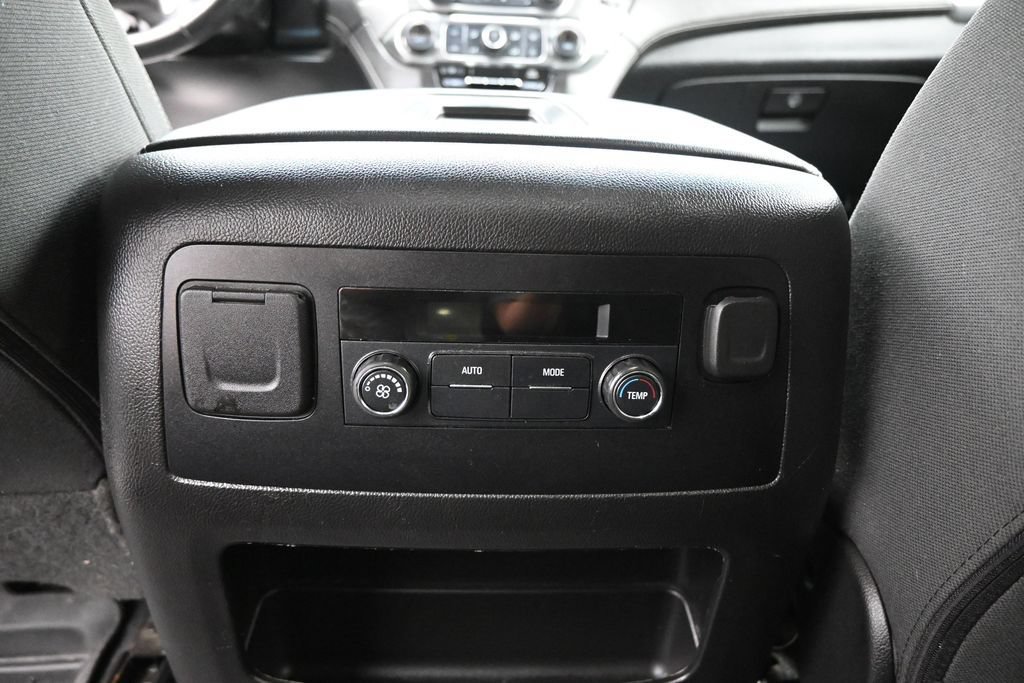 Used 2019 Chevrolet Tahoe LS AWD/4WD image 24