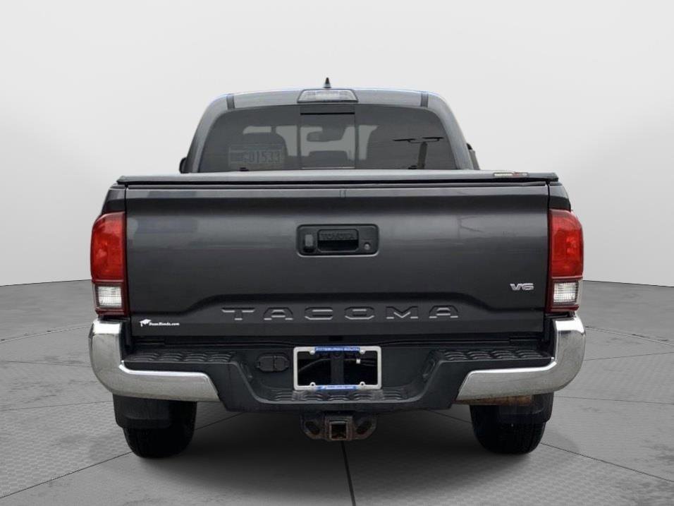 Used 2019 Toyota Tacoma TRD Off-Road image 4