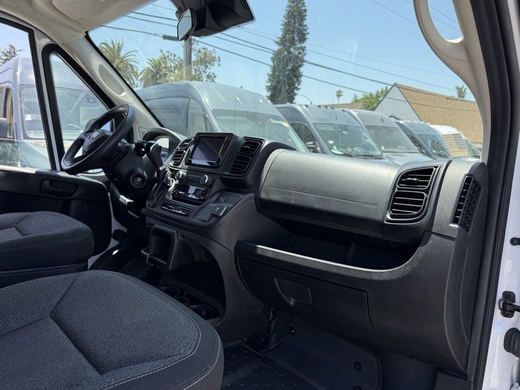 Used 2023 RAM ProMaster 2500 image 12