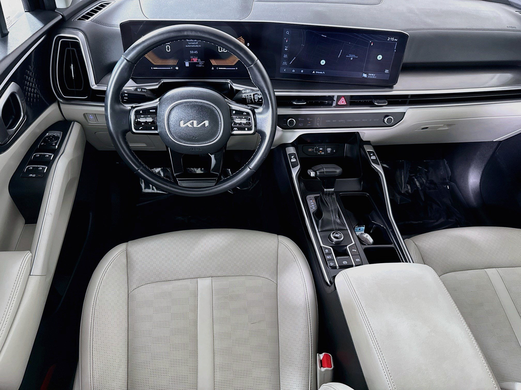 Used 2025 Kia Sorento S w/ Panoramic Sunroof Package FWD image 17