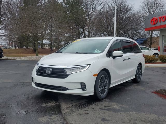 Used 2024 Honda Odyssey Elite image 2