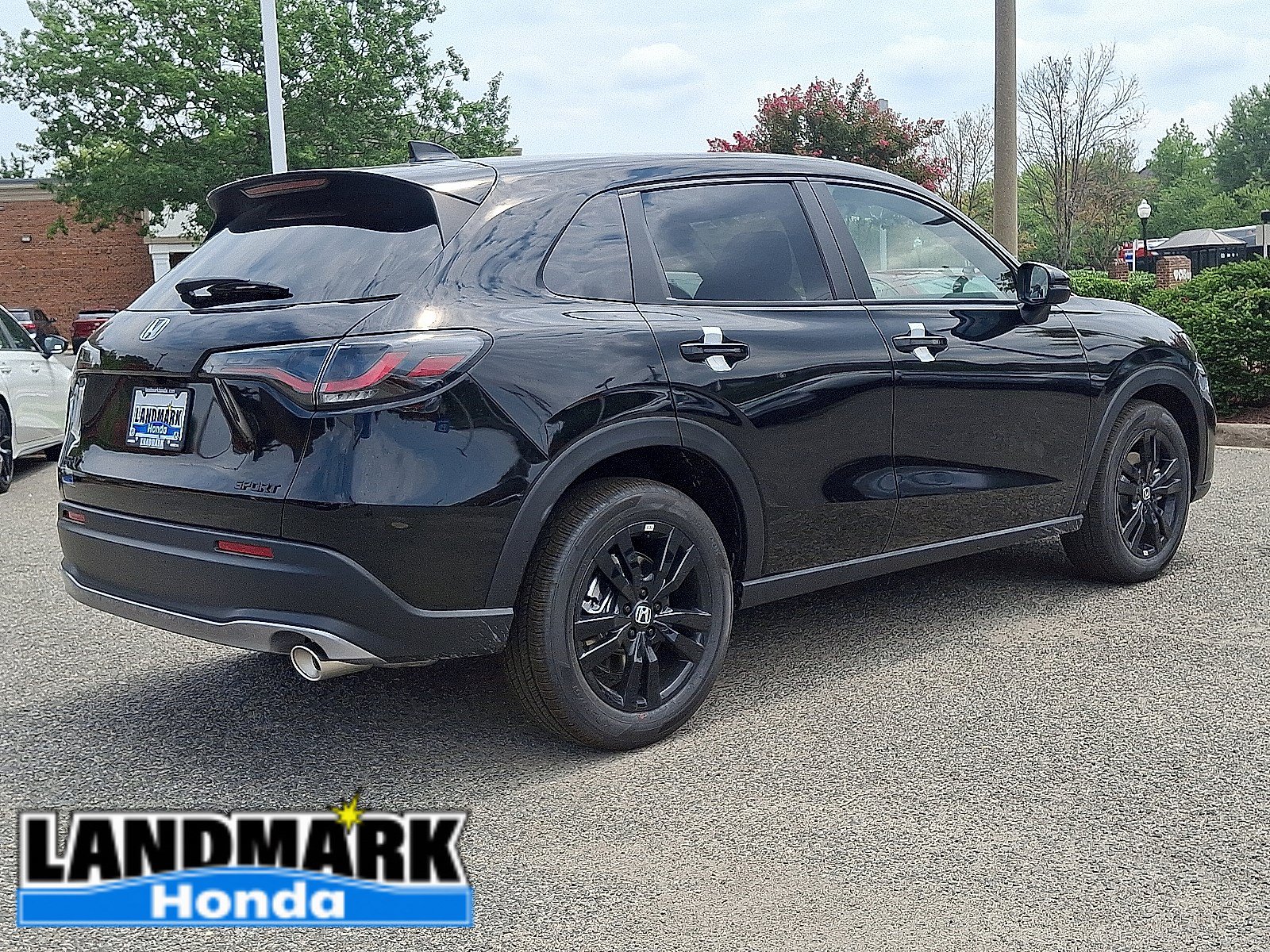 New 2027 Honda HR-V Sport image 3