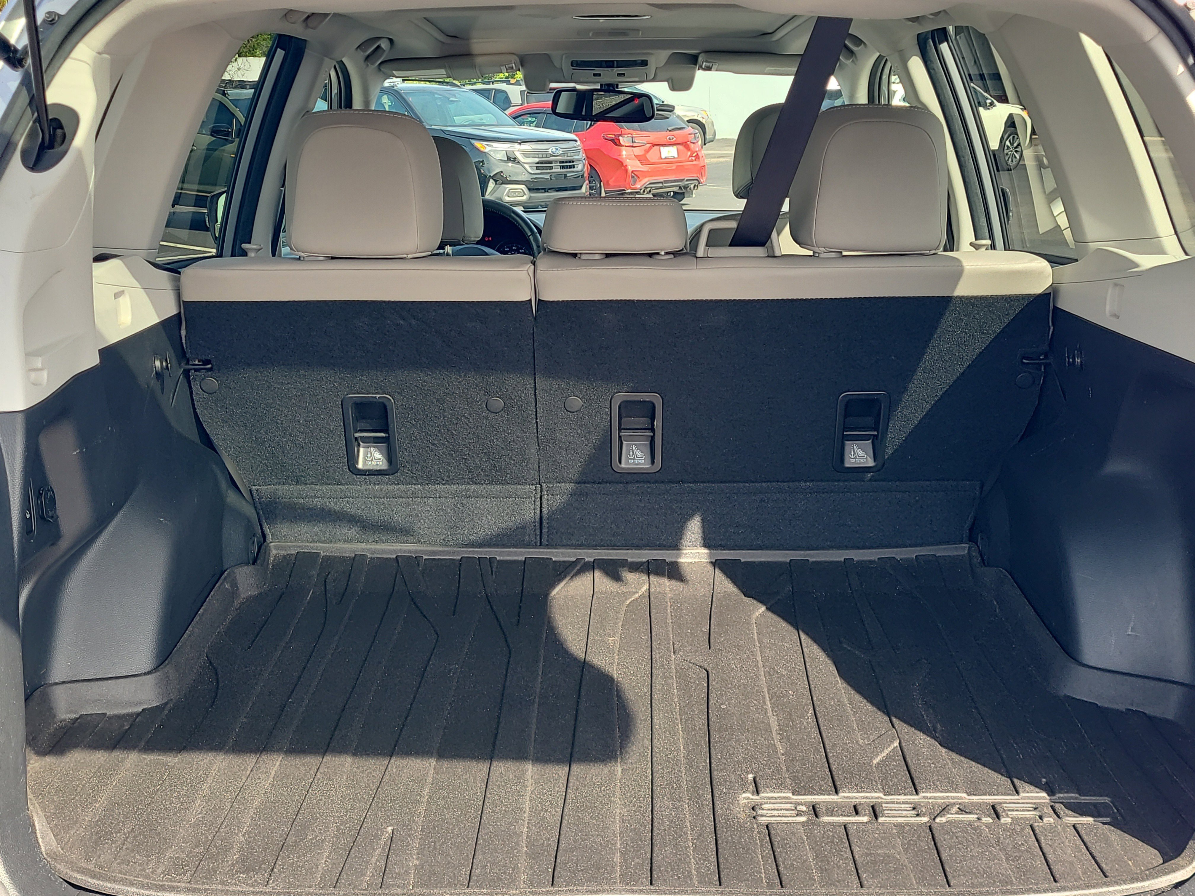 Used 2016 Subaru Forester 2.5i Touring w/ Eyesight & Navigation System AWD/4WD image 9