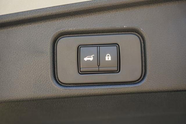 New 2025 Nissan Pathfinder SL w/ SL Premium Package image 12