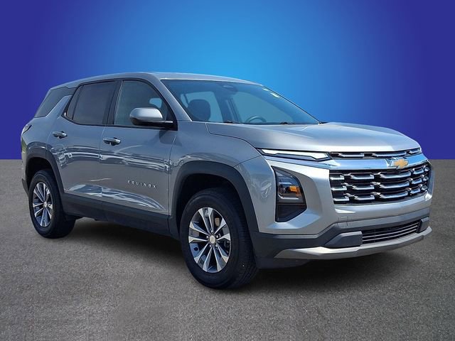 Used 2026 Chevrolet Equinox LT FWD image 3