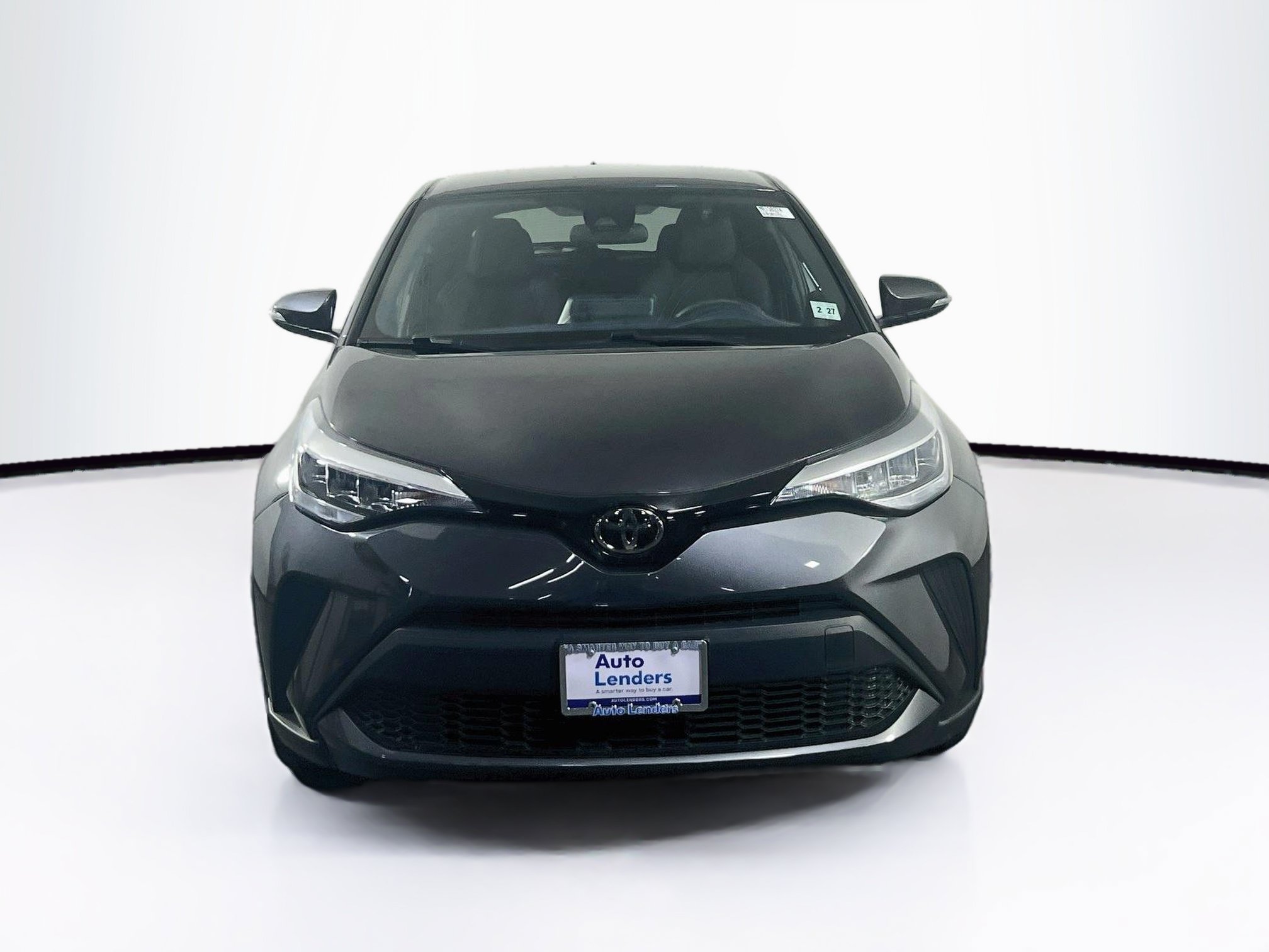 Used 2021 Toyota C-HR XLE FWD image 2