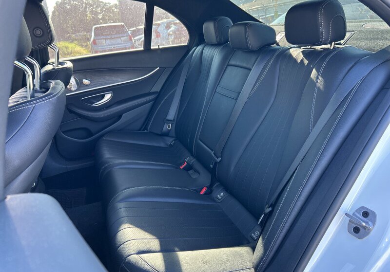 Used 2023 Mercedes-Benz E 350 4MATIC Sedan image 15