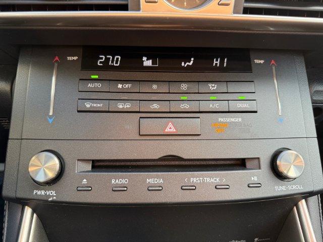 Used 2016 Lexus IS 300 AWD image 17