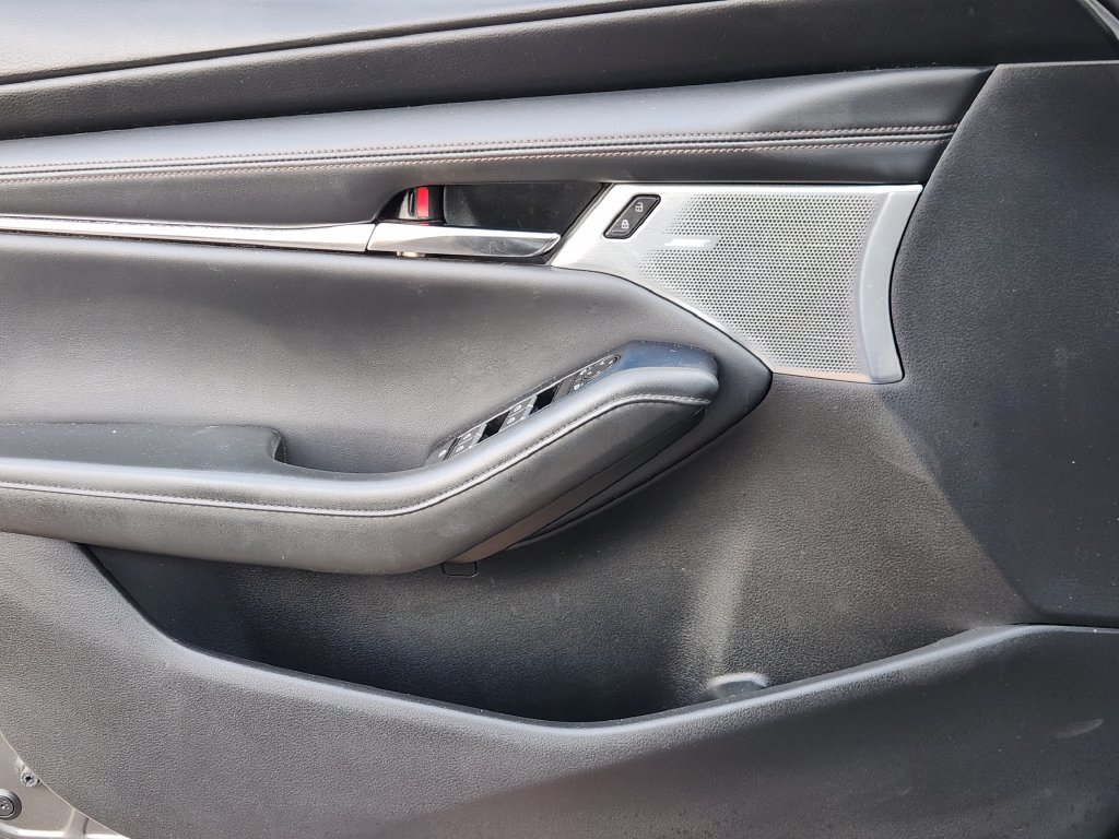 Used 2021 MAZDA MAZDA3 s AWD/4WD image 18