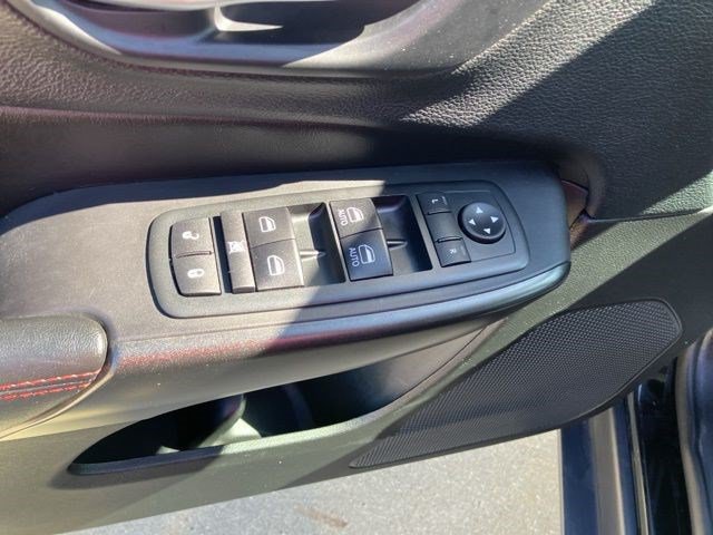 Used 2020 Jeep Cherokee Trailhawk w/ Technology Group AWD/4WD image 10