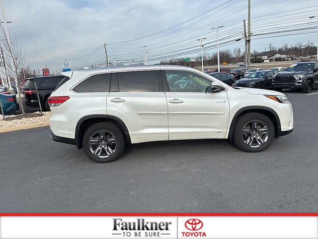 Certified 2019 Toyota Highlander Limited Platinum image 6