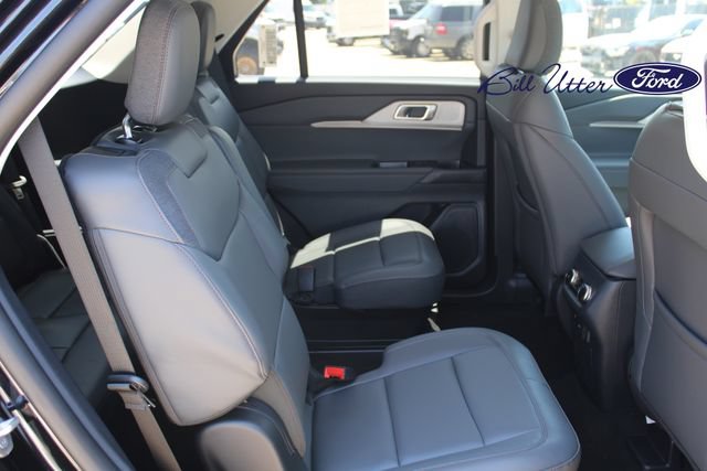 New 2026 Ford Explorer Active w/ Active Comfort Package RWD image 9