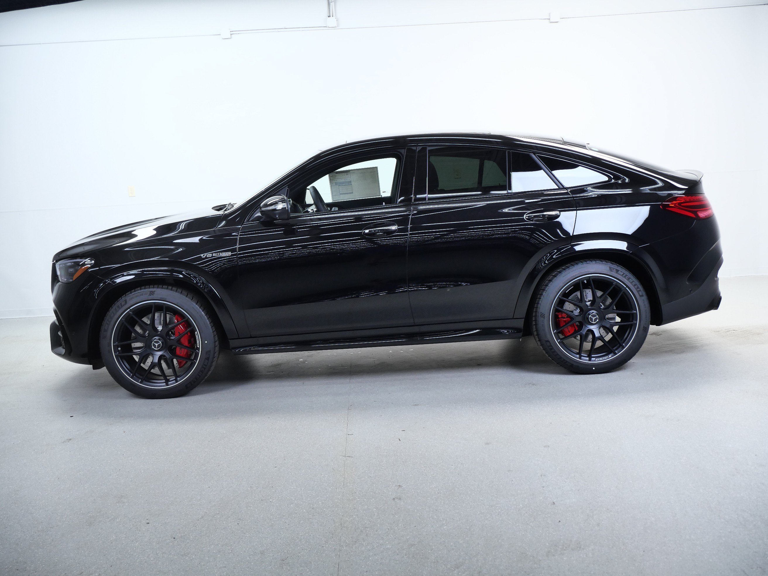 New 2026 Mercedes-Benz GLE 63 AMG S image 5