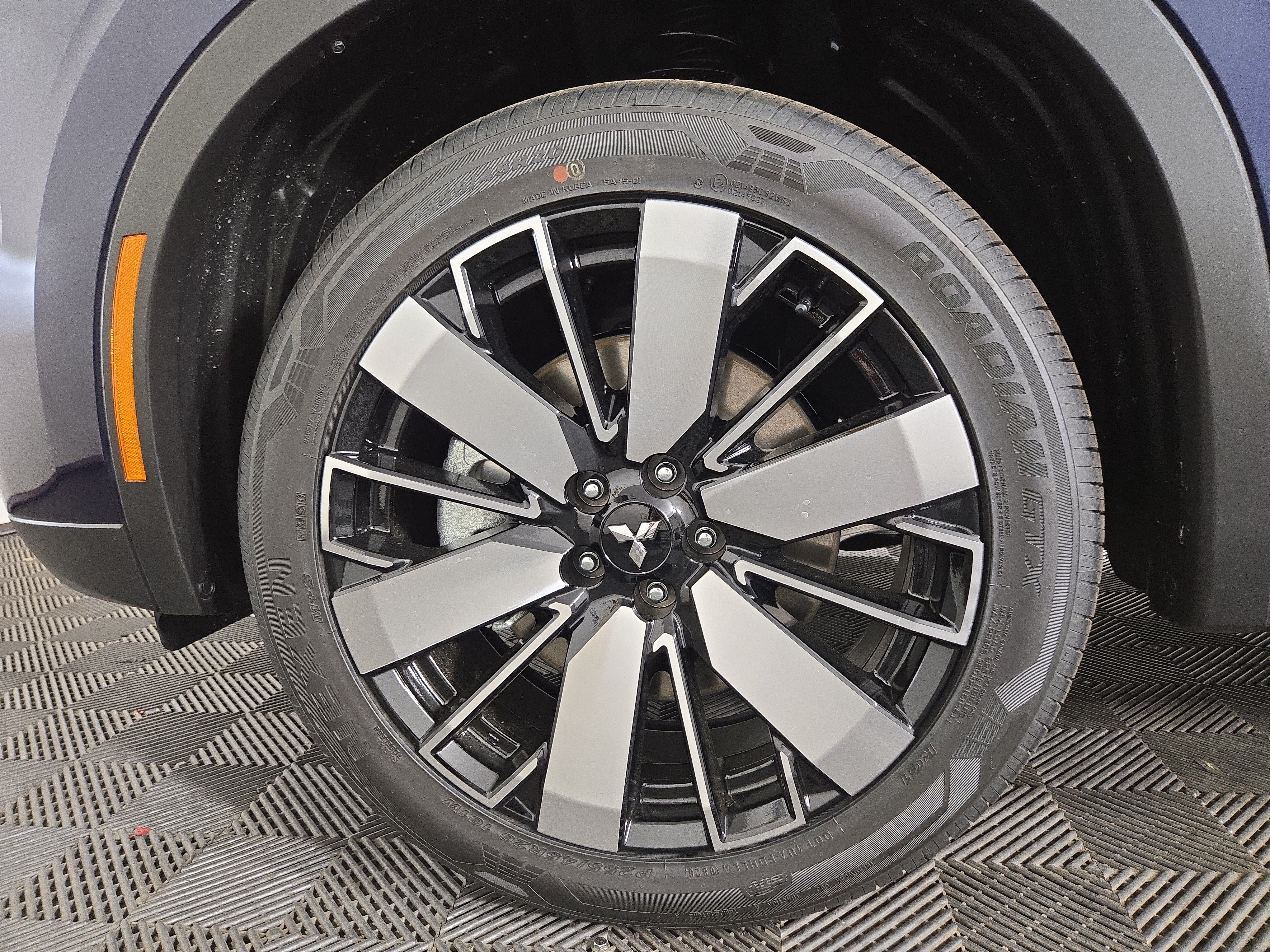 New 2026 Mitsubishi Outlander SE AWD/4WD image 34
