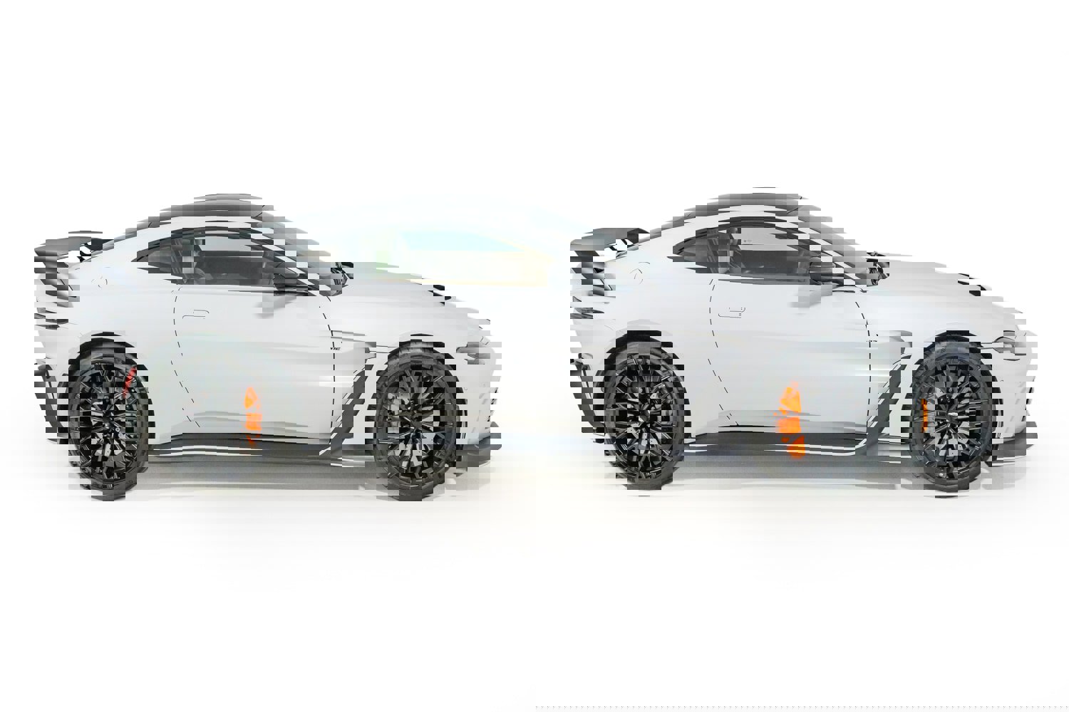 Used 2023 Aston Martin V12 Vantage image 10