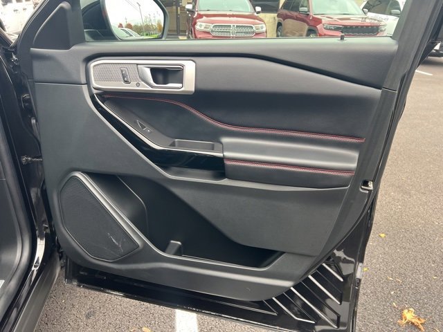 Used 2022 Ford Explorer ST-Line image 13
