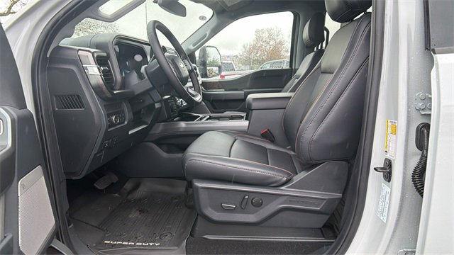 New 2026 Ford F350 Lariat w/ Black Appearance Package image 9