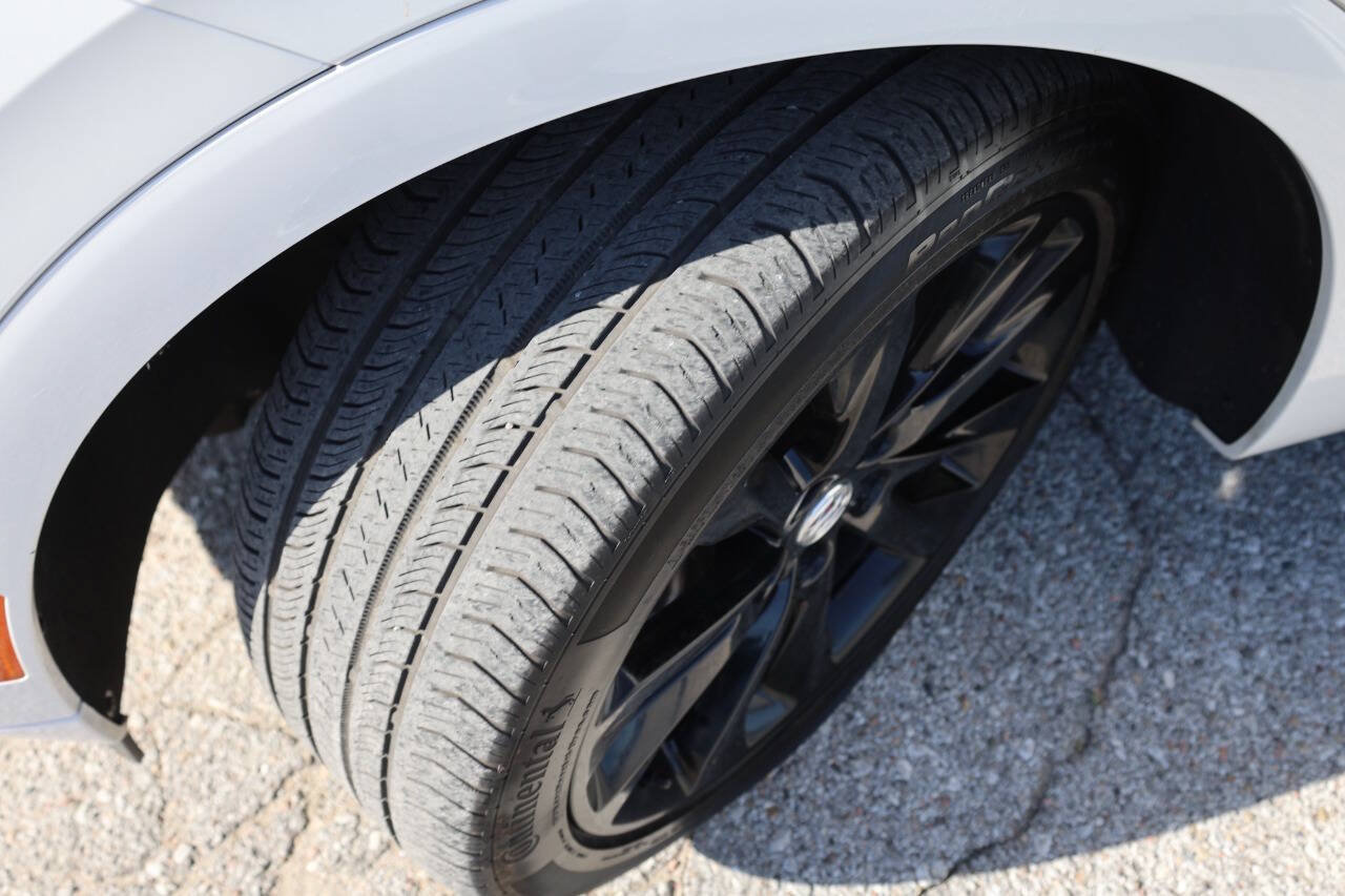 Used 2023 Buick Envision Avenir AWD/4WD image 26