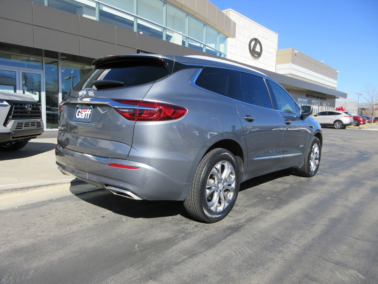 Used 2020 Buick Enclave Avenir w/ Avenir Technology Package image 10