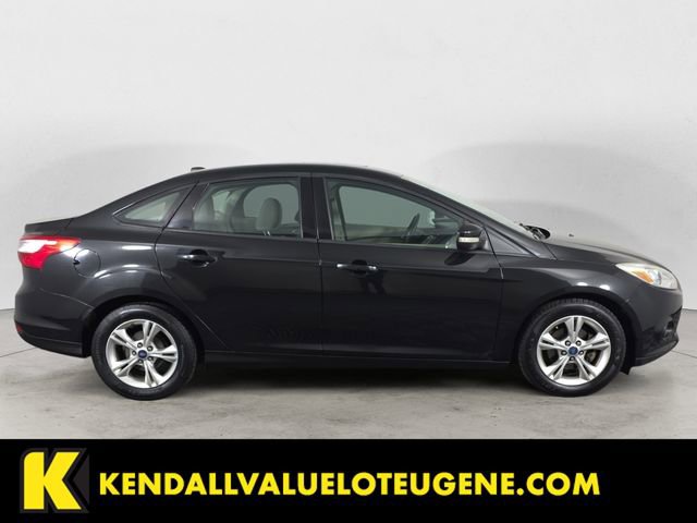 Used 2013 Ford Focus SE w/ SE Winter Pkg image 6