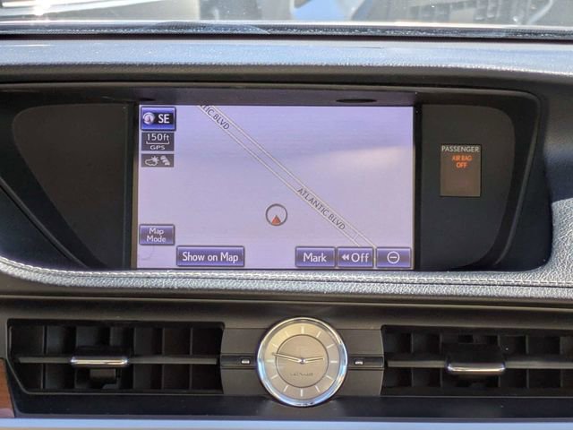 Used 2013 Lexus ES 300h w/ Luxury Pkg image 16