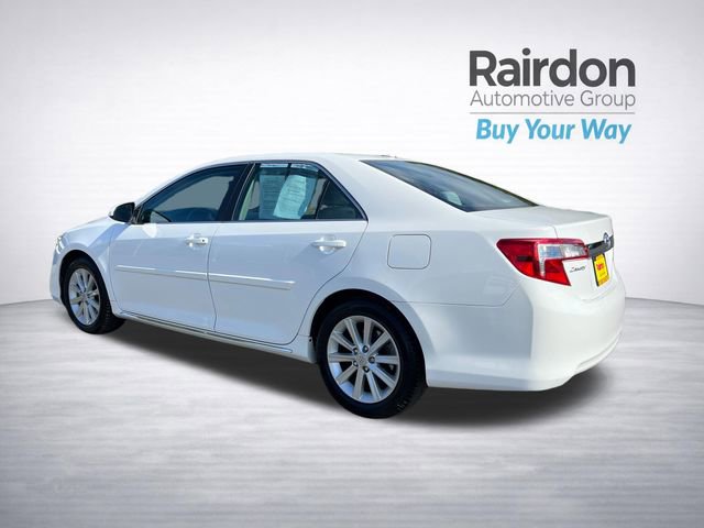 Used 2013 Toyota Camry XLE w/ Leather Pkg FWD image 5