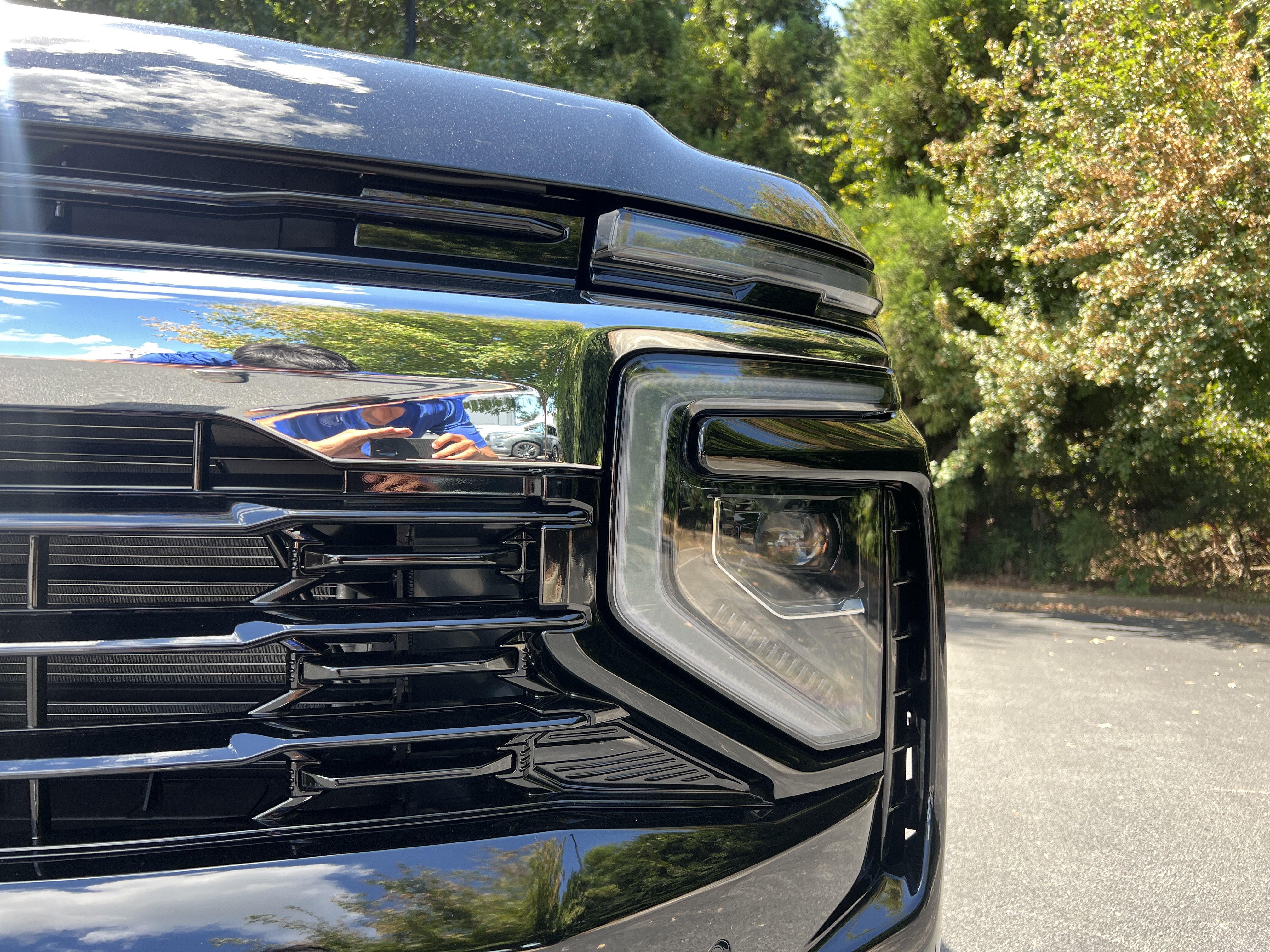 New 2026 Chevrolet Suburban LS w/ LPO, Dark Essentials Package AWD/4WD image 14