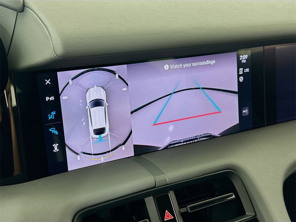 Certified 2022 Porsche Taycan 4 Cross Turismo image 19