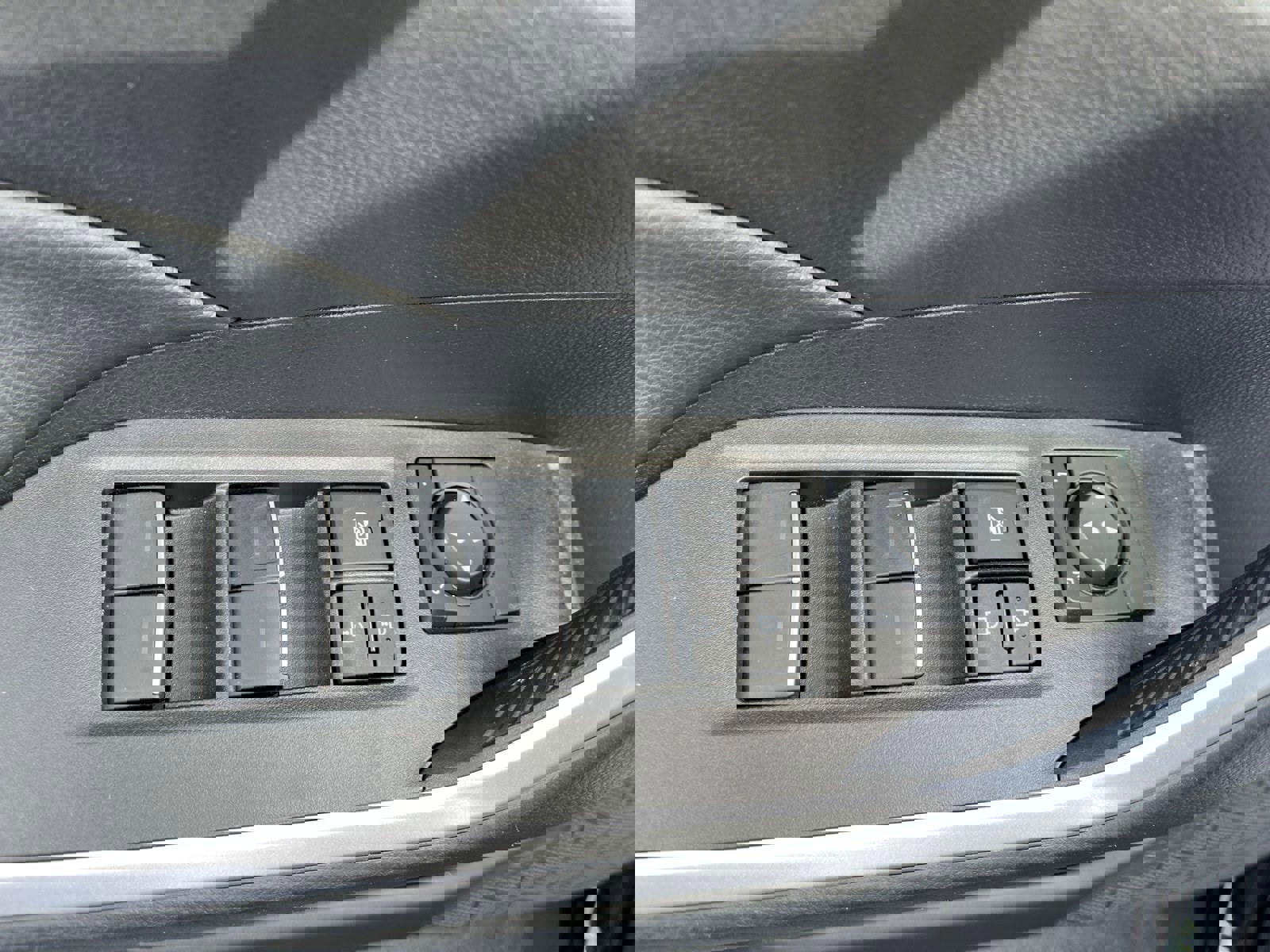 Used 2024 Toyota RAV4 XLE image 13