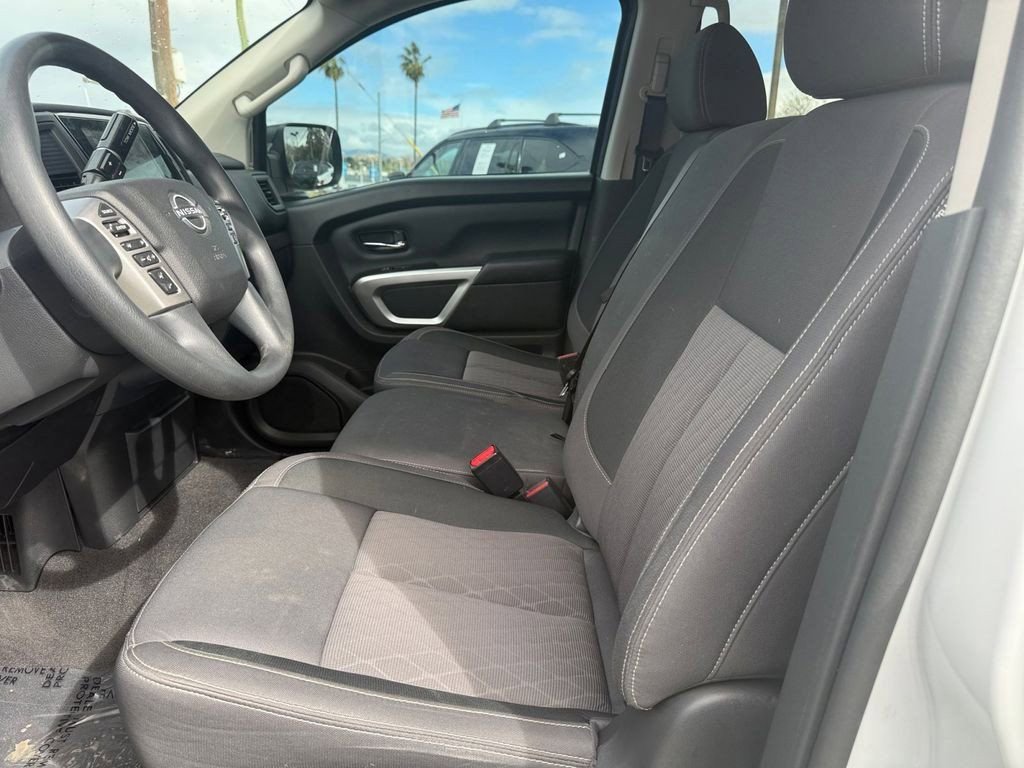 Used 2024 Nissan Titan SV w/ Accessory Utility Package image 39
