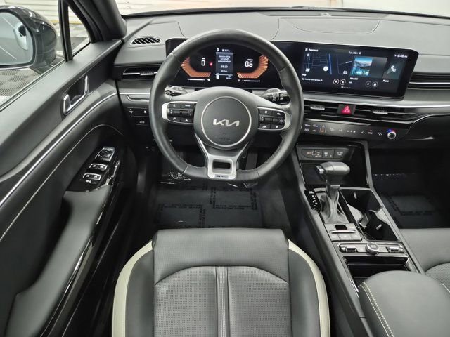 Used 2025 Kia K5 GT-Line image 12