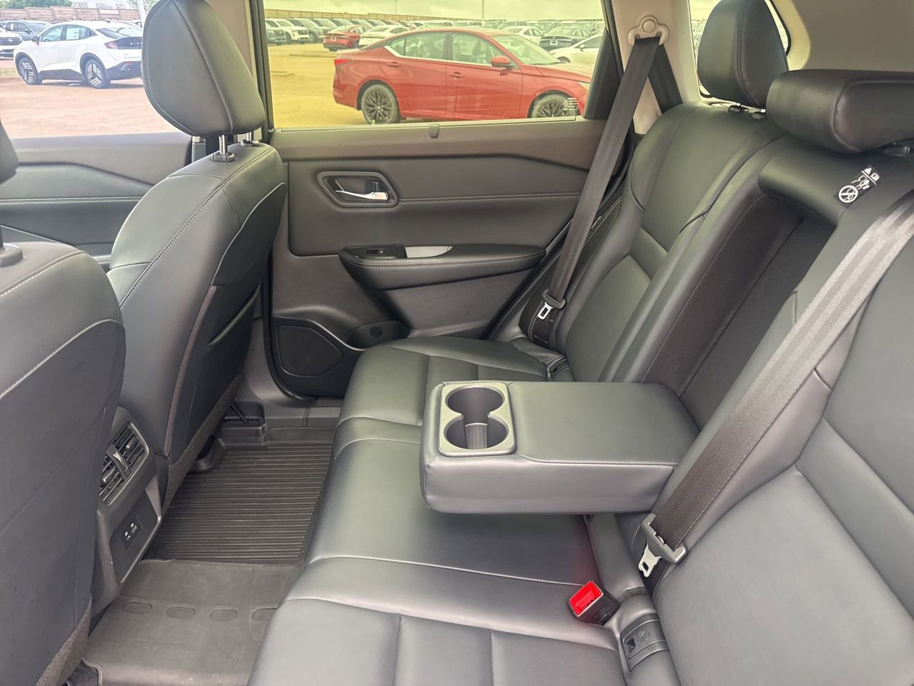 Certified 2023 Nissan Rogue SV w/ SV Premium B Package image 37