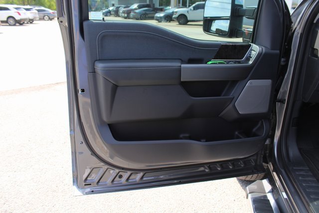 New 2026 Ford F350 Lariat image 6