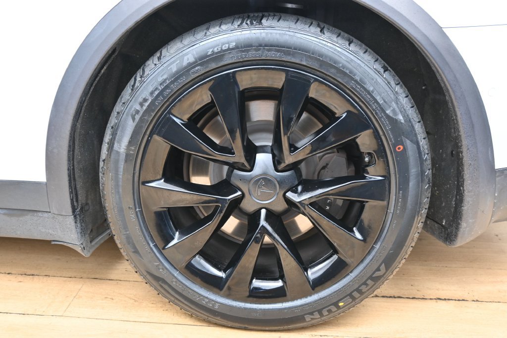 Used 2023 Tesla Model X AWD/4WD image 12
