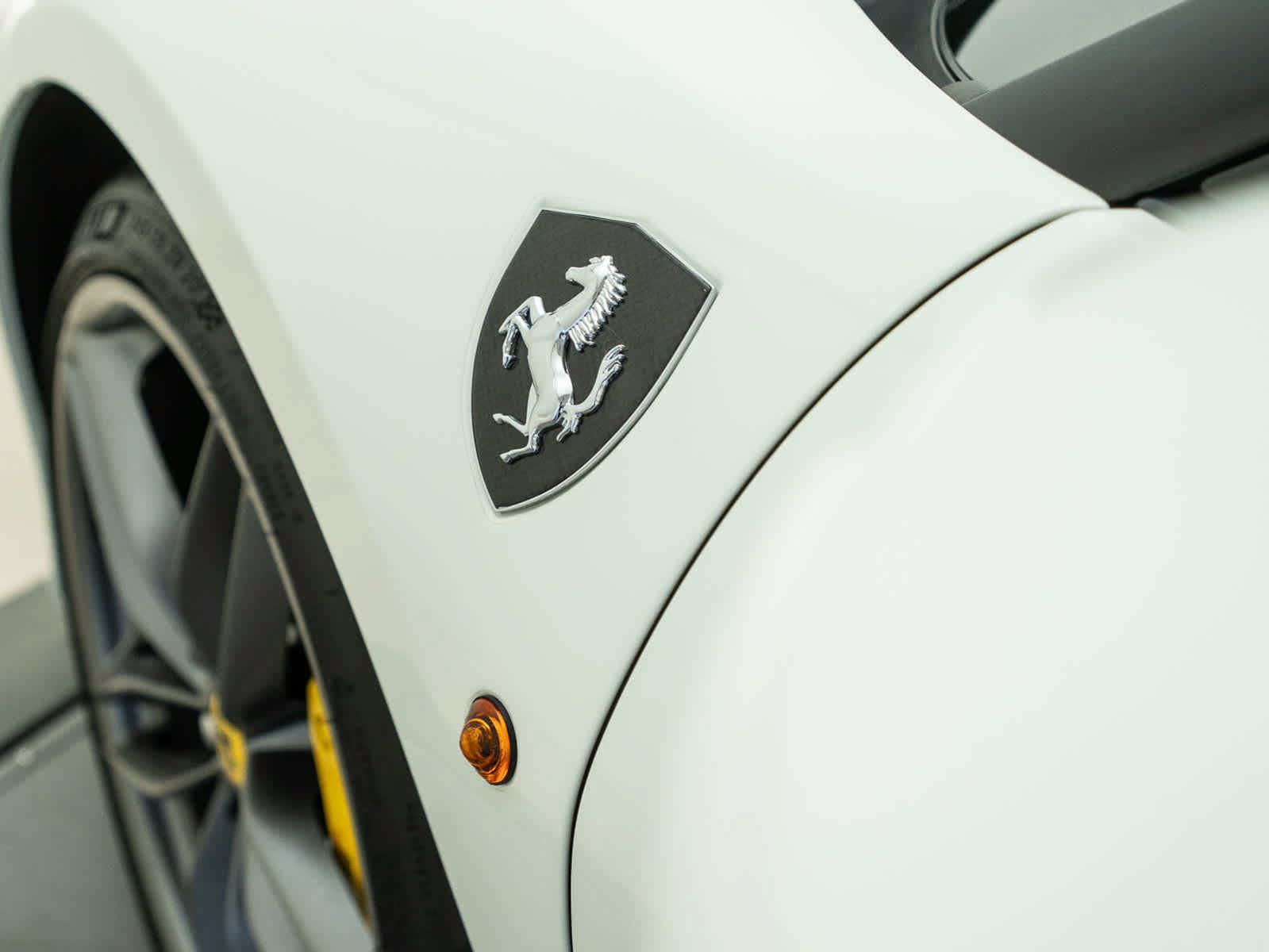 Used 2018 Ferrari 488 Spider RWD image 30