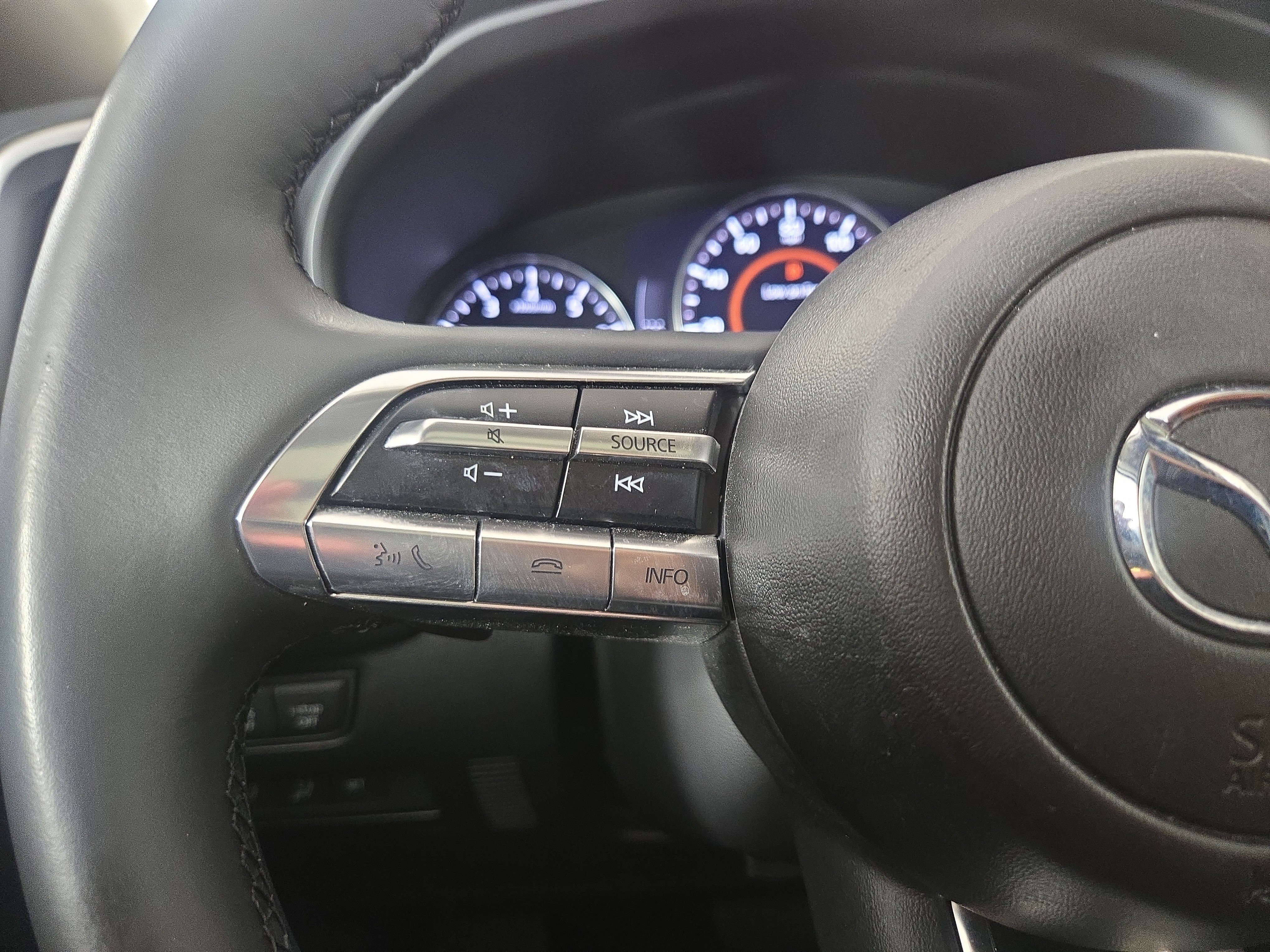 Used 2023 MAZDA CX-50 Meridian Edition w/ Cargo Package image 15