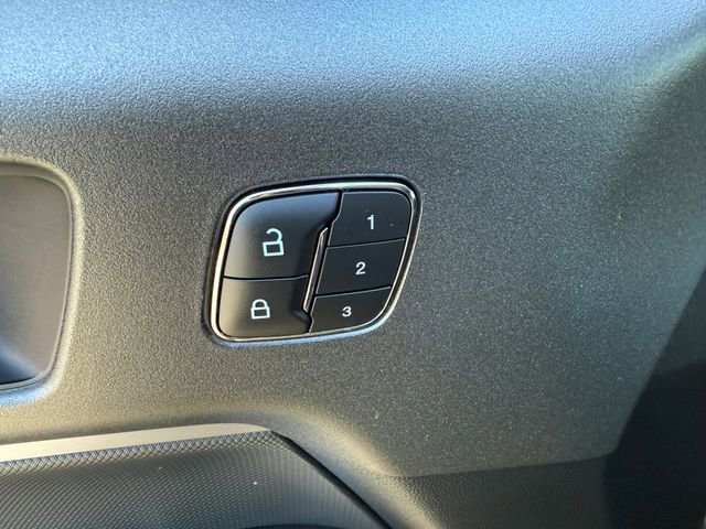 Used 2025 Ford Bronco Sport Badlands image 19