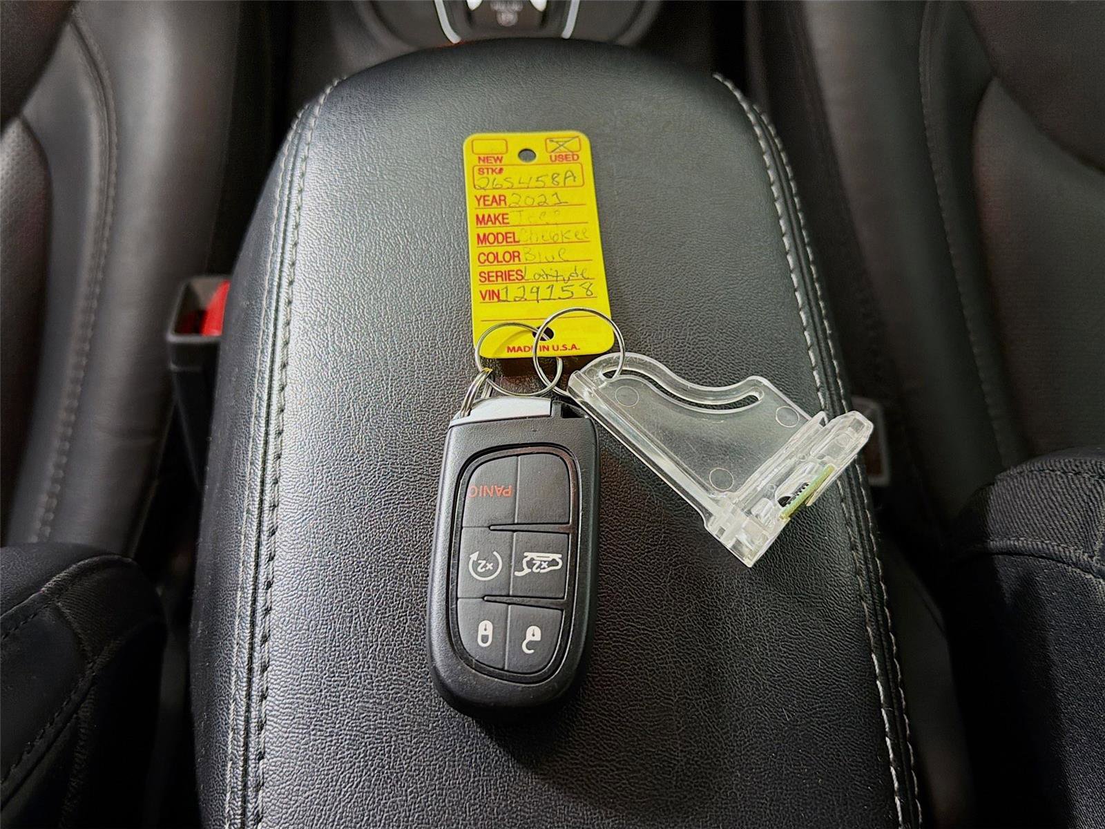 Used 2021 Jeep Cherokee Latitude Lux w/ Comfort/Convenience Group image 31