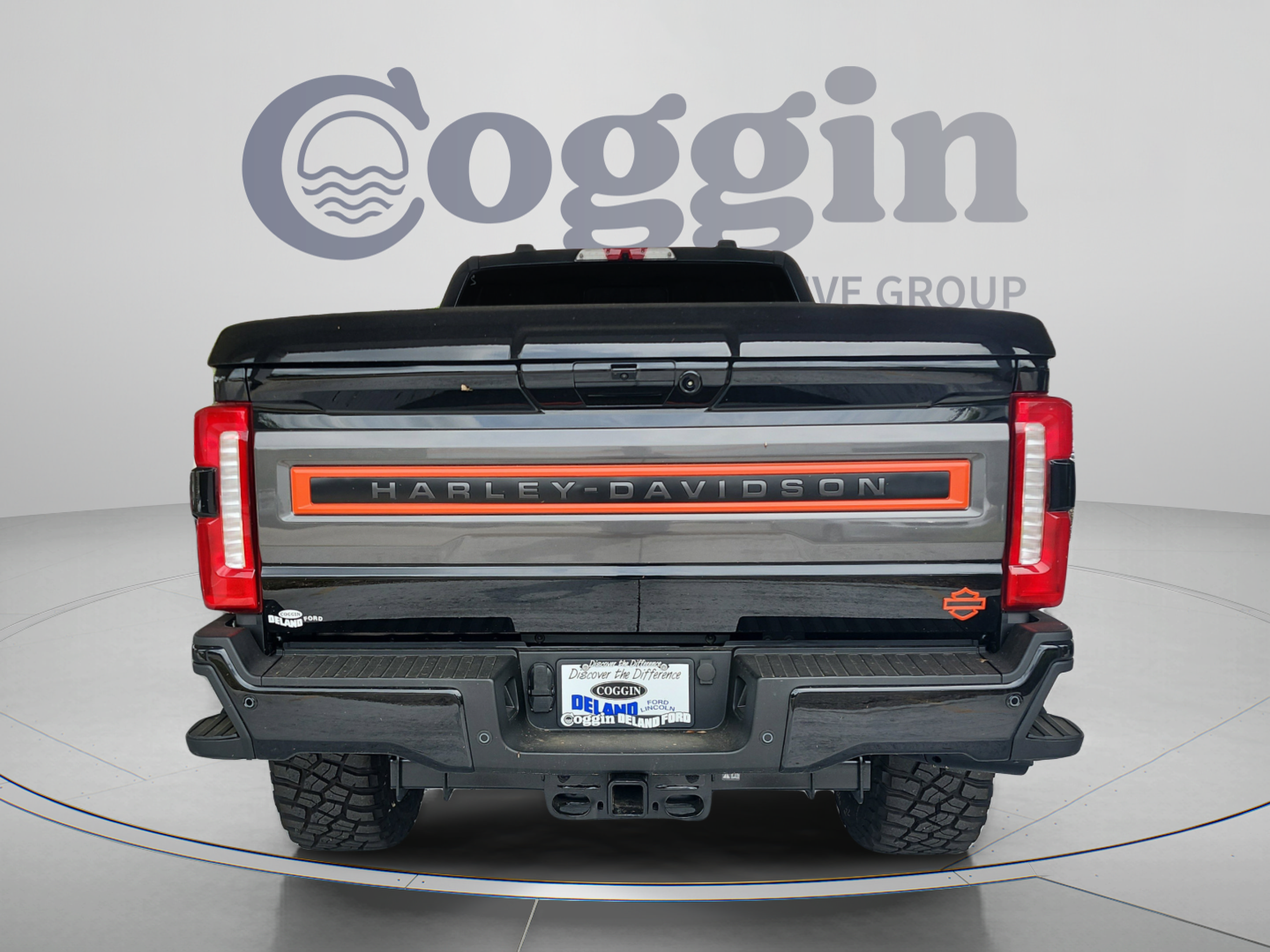New 2026 Ford F250 Lariat w/ Black Appearance Package AWD/4WD image 4
