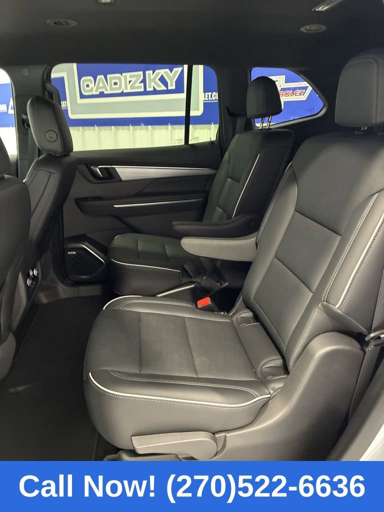 Used 2025 Buick Enclave Preferred image 35