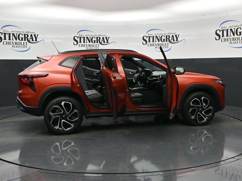 Used 2024 Chevrolet Trax RS w/ Driver Confidence Package FWD image 36