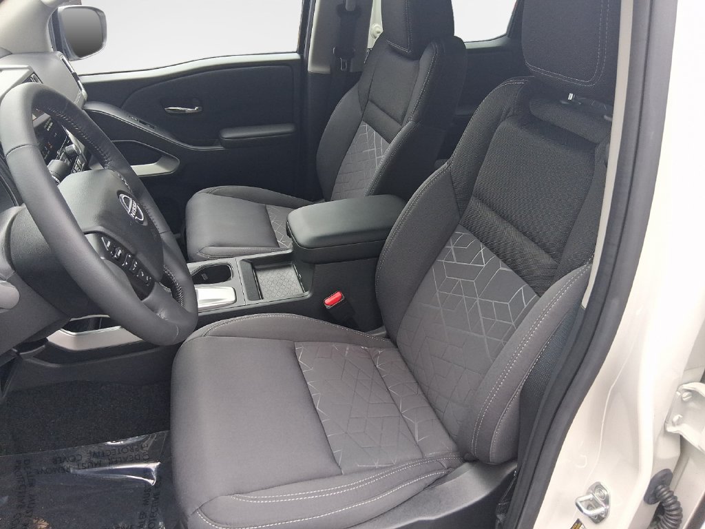 Used 2026 Nissan Frontier SV w/ All-Weather Content Package RWD image 12