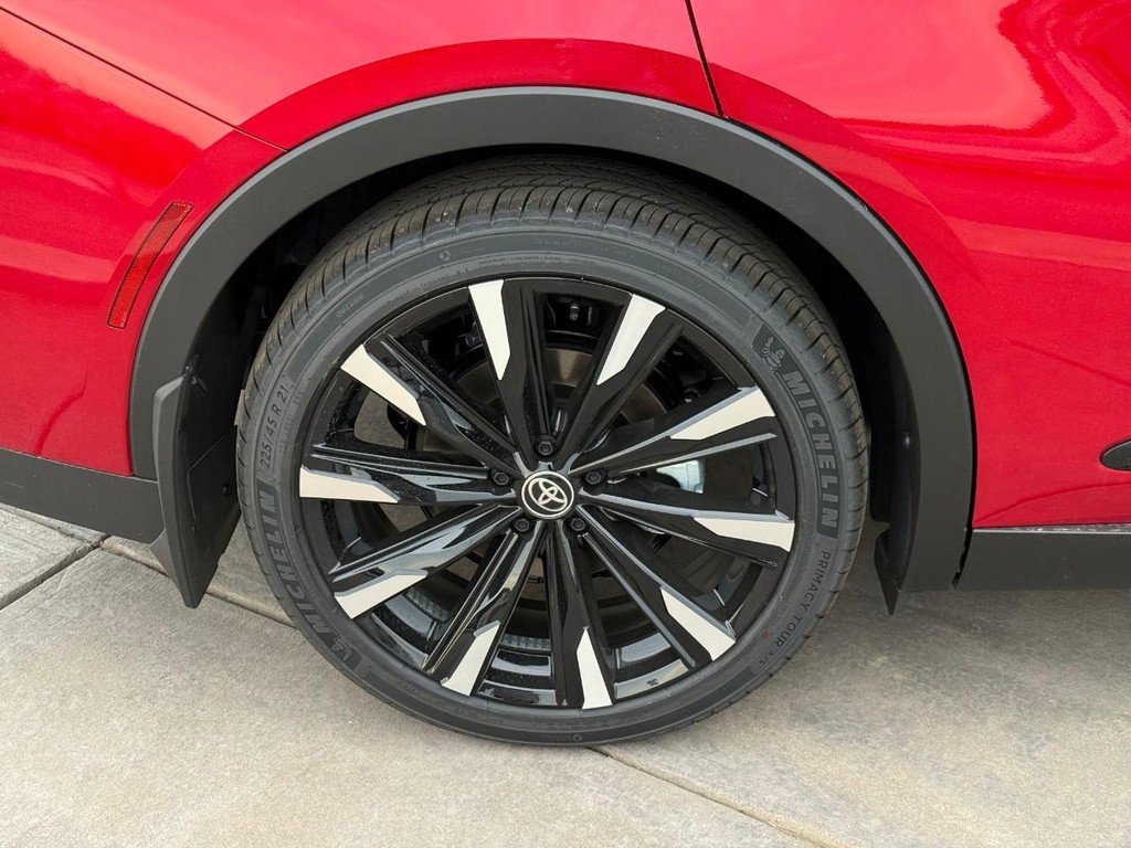 New 2026 Toyota Crown Platinum image 7