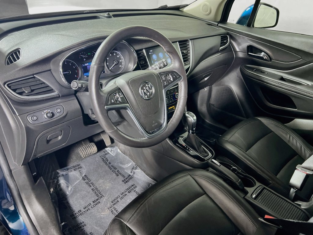 Used 2019 Buick Encore Essence w/ Experience Buick Package AWD/4WD image 9